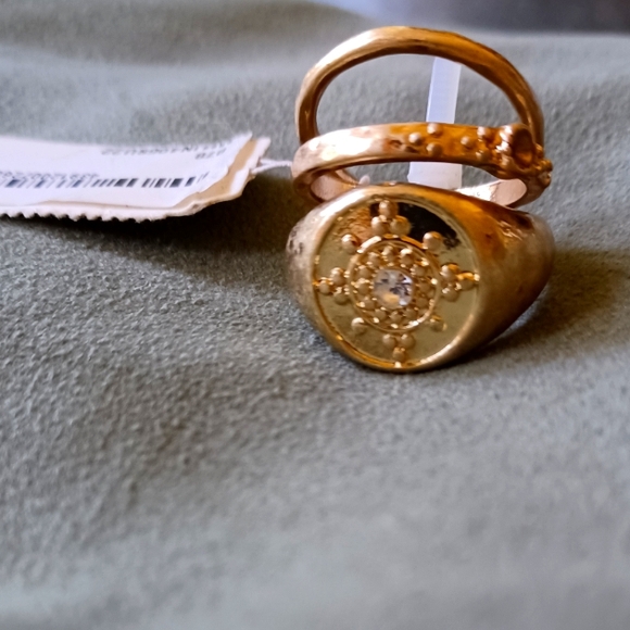 Set Of 3 Gold Rings NWT - Picture 1 of 4